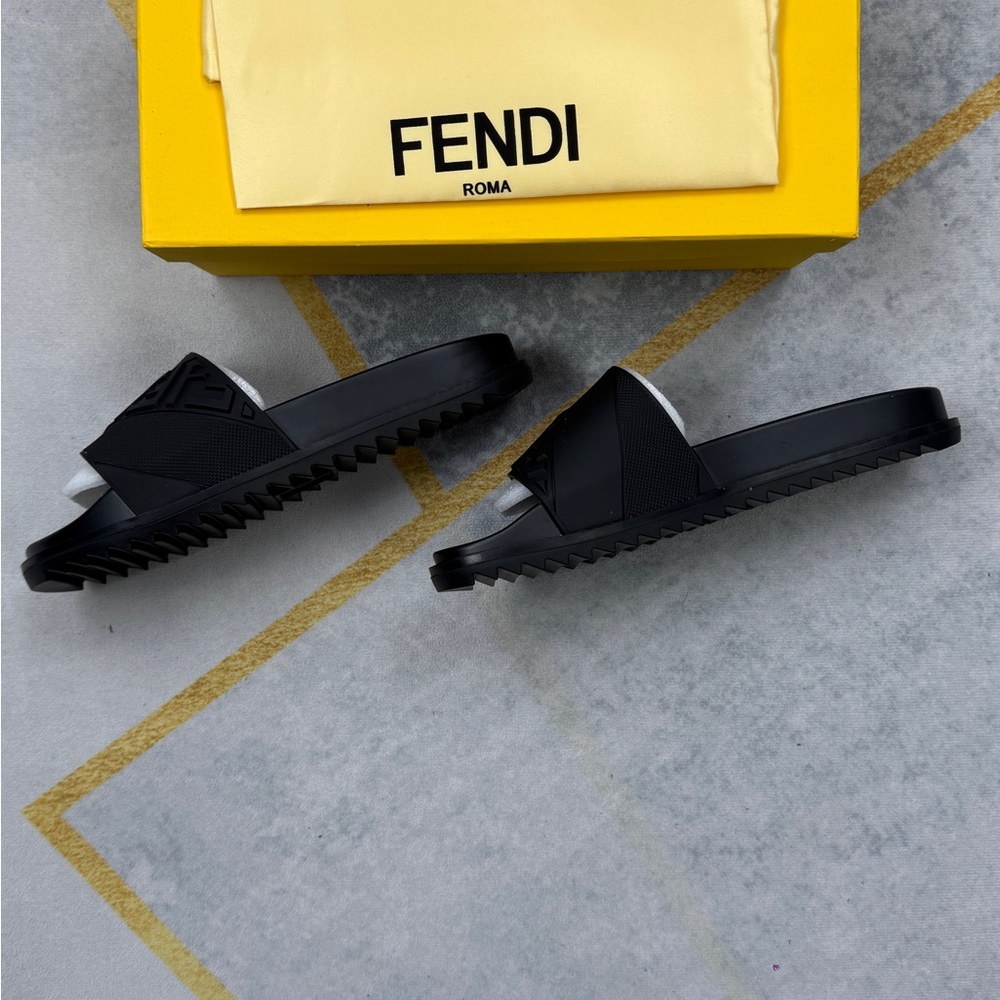 Fendi Black and Gray Embossed Logo Slide Sandals - Picture 6 of 9
